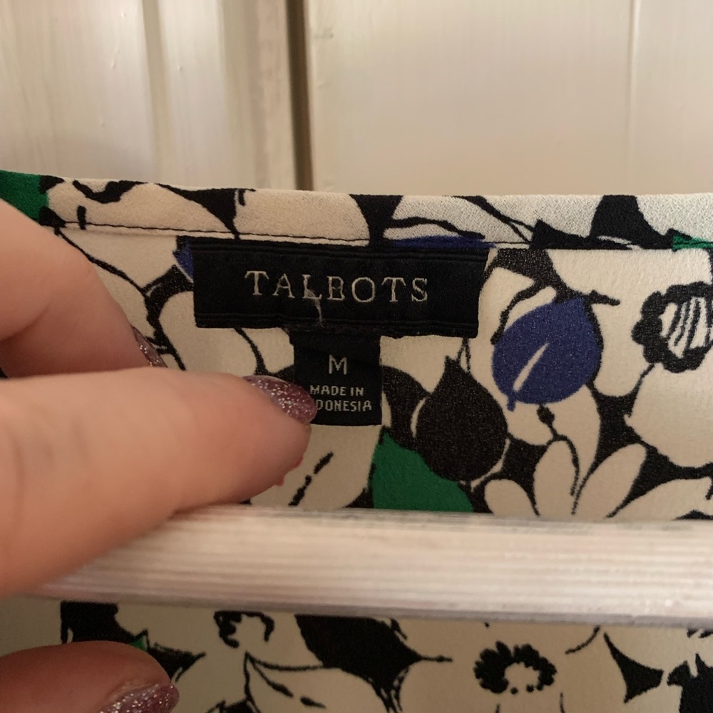 Talbots medium blouse - Picture 3 of 7